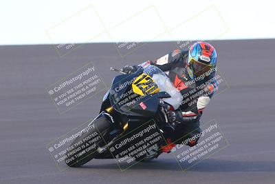 media/Sep-11-2022-SoCal Trackdays (Sun) [[81b7e951af]]/Bowl (820am)/